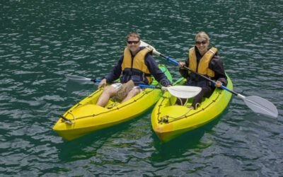 what to wear when going kayaking