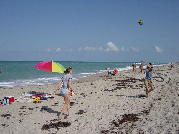 Melbourne Beach / Flickr / Jennifer
